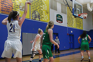 women's basketball player