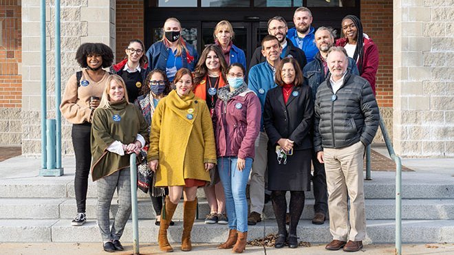 A group of first generation students, faculty, and staff