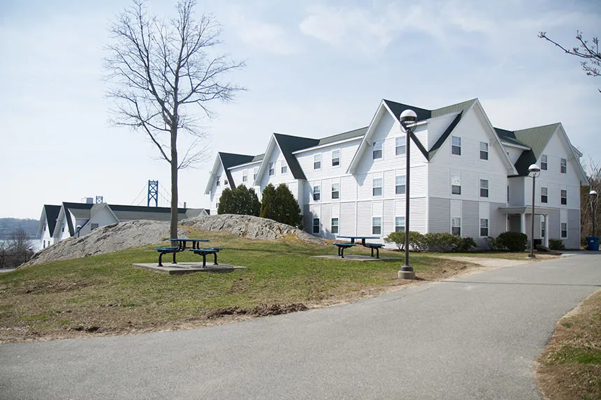 Image of Stonewall Community