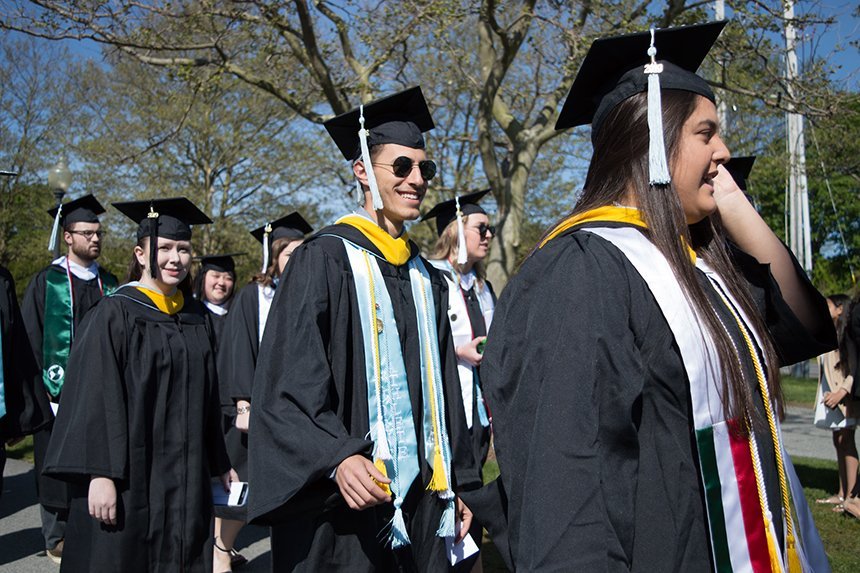 image of more smiling members of Class of 2019